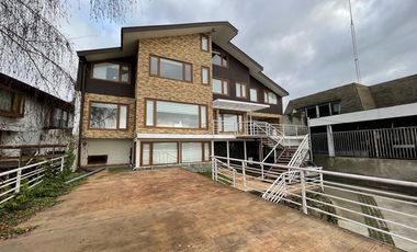 Casa en Arriendo en Costanera de Valdivia