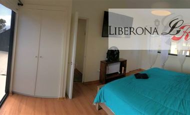 Casa en Venta en Casa, de 3 pisos, en Playa Ancha