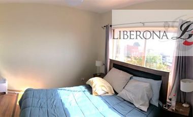 Casa en Venta en Casa, de 3 pisos, en Playa Ancha