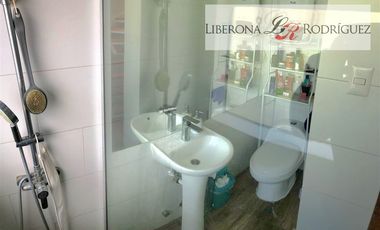 Casa en Venta en Casa, de 3 pisos, en Playa Ancha