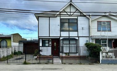 Casa en Venta en Av. Pedro Aguirre Cerda