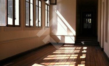 Local Comercial en Arriendo en metro Republica