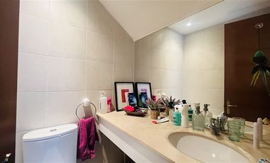 Casa en Venta en VALENZUELA PUELMA, LA REINA