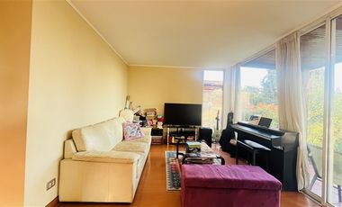 Casa en Venta en VALENZUELA PUELMA, LA REINA