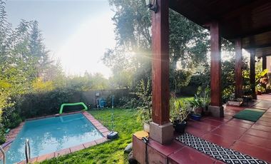 Casa en Venta en VALENZUELA PUELMA, LA REINA