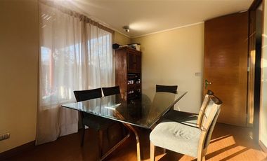 Casa en Venta en VALENZUELA PUELMA, LA REINA
