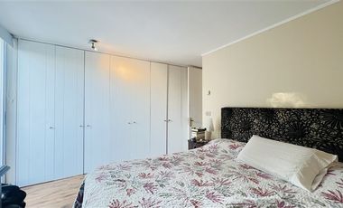 Casa en Venta en VALENZUELA PUELMA, LA REINA