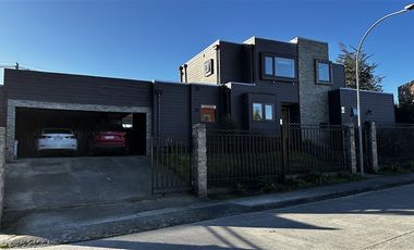 Casa en Venta en Sector Avenida Los Arrayanes