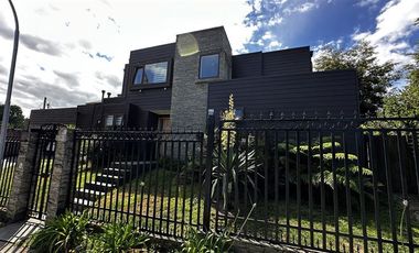 Casa en Venta en Sector Avenida Los Arrayanes