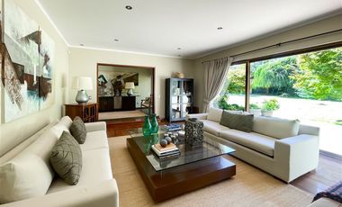 Casa en Venta en Condominio Golf Los Lirios, Requinoa