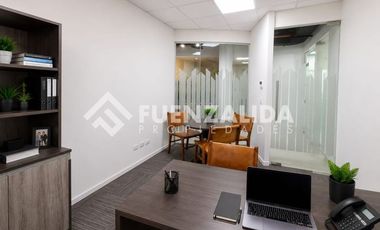 Oficina en Venta en Av. El bosque con Av. Tobalaba