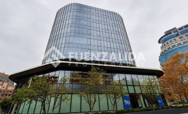 Oficina en Venta en Av. El bosque con Av. Tobalaba