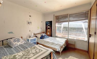 Oficina en Venta en Hospital Fach