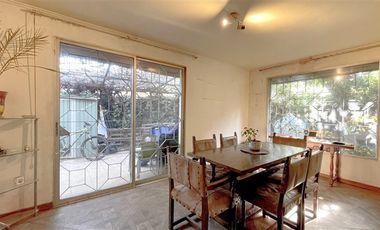 Oficina en Venta en Hospital Fach