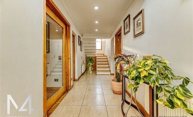 Casa en Venta en Campus Oriente UC