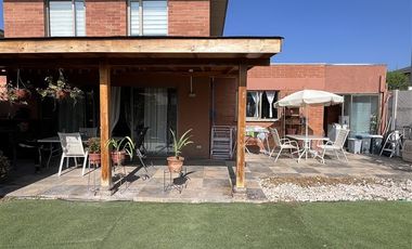 Casa en Venta en Condominio Valle Araucarias