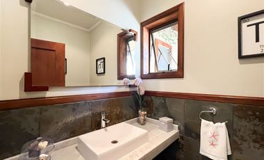 Casa en Venta en ESPECTACULAR CASA En Club de Golf Los Lirios, Cancha de Golf