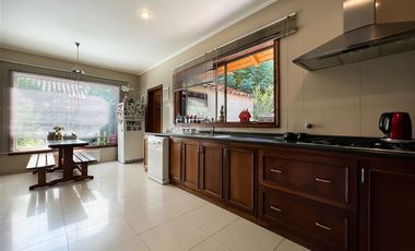 Casa en Venta en ESPECTACULAR CASA En Club de Golf Los Lirios, Cancha de Golf