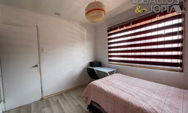 Casa en Venta en calle Esmeralda, Quilpué (perfil comercial)