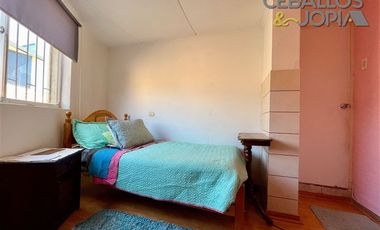 Casa en Venta en calle Esmeralda, Quilpué (perfil comercial)