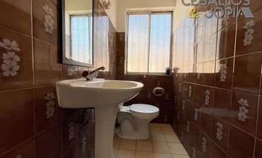 Casa en Venta en calle Esmeralda, Quilpué (perfil comercial)