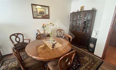 Casa en Venta en Av. Echequeñique