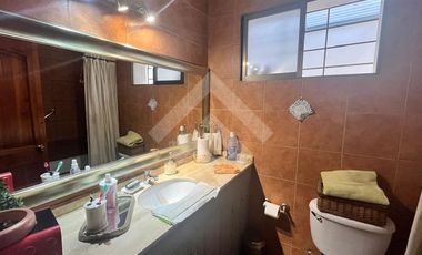 Casa en Venta en Av. Echequeñique