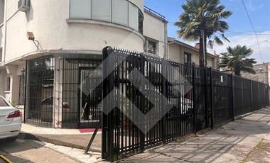Local Comercial en Arriendo en Av. Manuel Montt