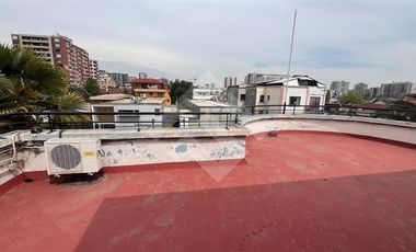 Local Comercial en Arriendo en Av. Manuel Montt