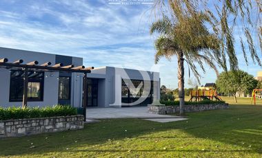 Venta de Terreno en Barrio Cruz Del Sur Lote 90