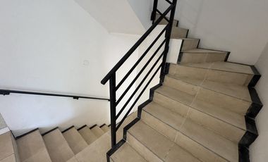 Triplex en venta en Barrio Los 3 Coniles, Derqui, Pilar, GBA Norte - 5 Ambientes