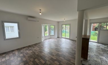 Triplex en venta en Barrio Los 3 Coniles, Derqui, Pilar, GBA Norte - 5 Ambientes