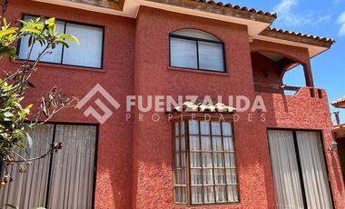 Casa en Venta en Augusto Dhalmar /Avenida del Santuario