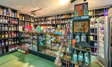 Local Comercial en Venta en Avenida Cataluña, Concepción