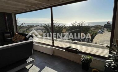 Casa en Venta en PLAYA HERMOSA