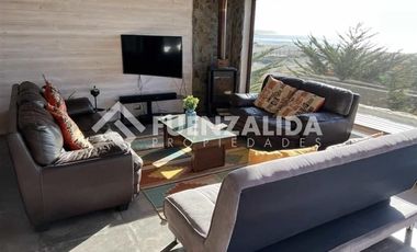 Casa en Venta en PLAYA HERMOSA