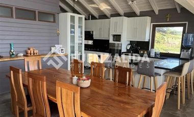 Casa en Venta en PLAYA HERMOSA