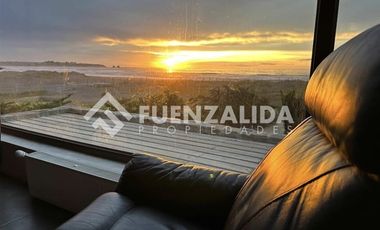 Casa en Venta en PLAYA HERMOSA