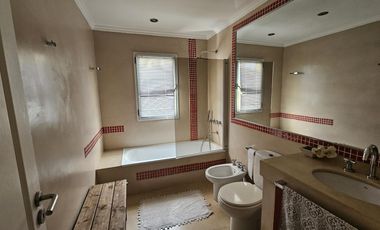 Casa amoblada en alquiler en Las Glorietas