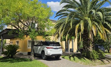 Casa amoblada en alquiler en Las Glorietas