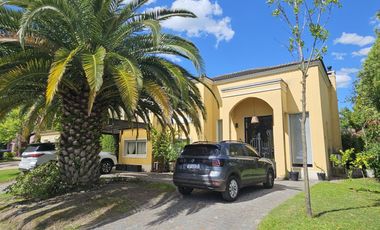 Casa amoblada en alquiler en Las Glorietas