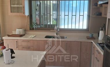 Casa en Venta en Los Niches, cruce con Zapallar