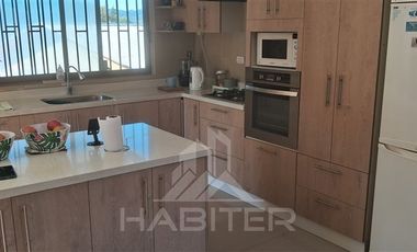 Casa en Venta en Los Niches, cruce con Zapallar