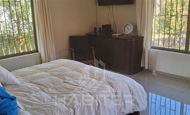 Casa en Venta en Los Niches, cruce con Zapallar