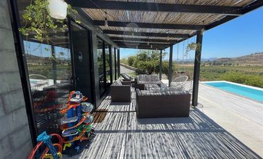 Casa en Venta en Condominio Casa Parque, Zapallar Curicó