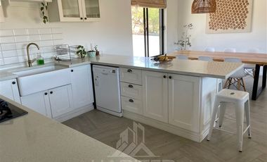 Casa en Venta en Condominio Casa Parque, Zapallar Curicó