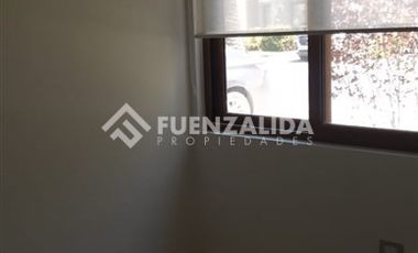 Casa en Venta en Cercano a Colegio El Campanario