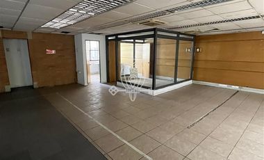 Local Comercial en Arriendo en El bosque norte con Don Carlos