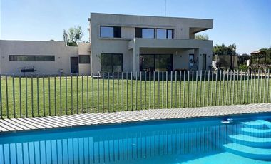 Casa en Venta en Camino Carampangue - Colegio Trebulco