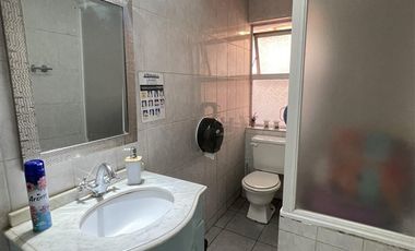 Local Comercial en Venta en Los Alpes 632